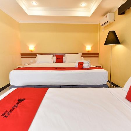 RedDoorz Plus near Mall Bali Galeria 2 Denpasar Exterior foto